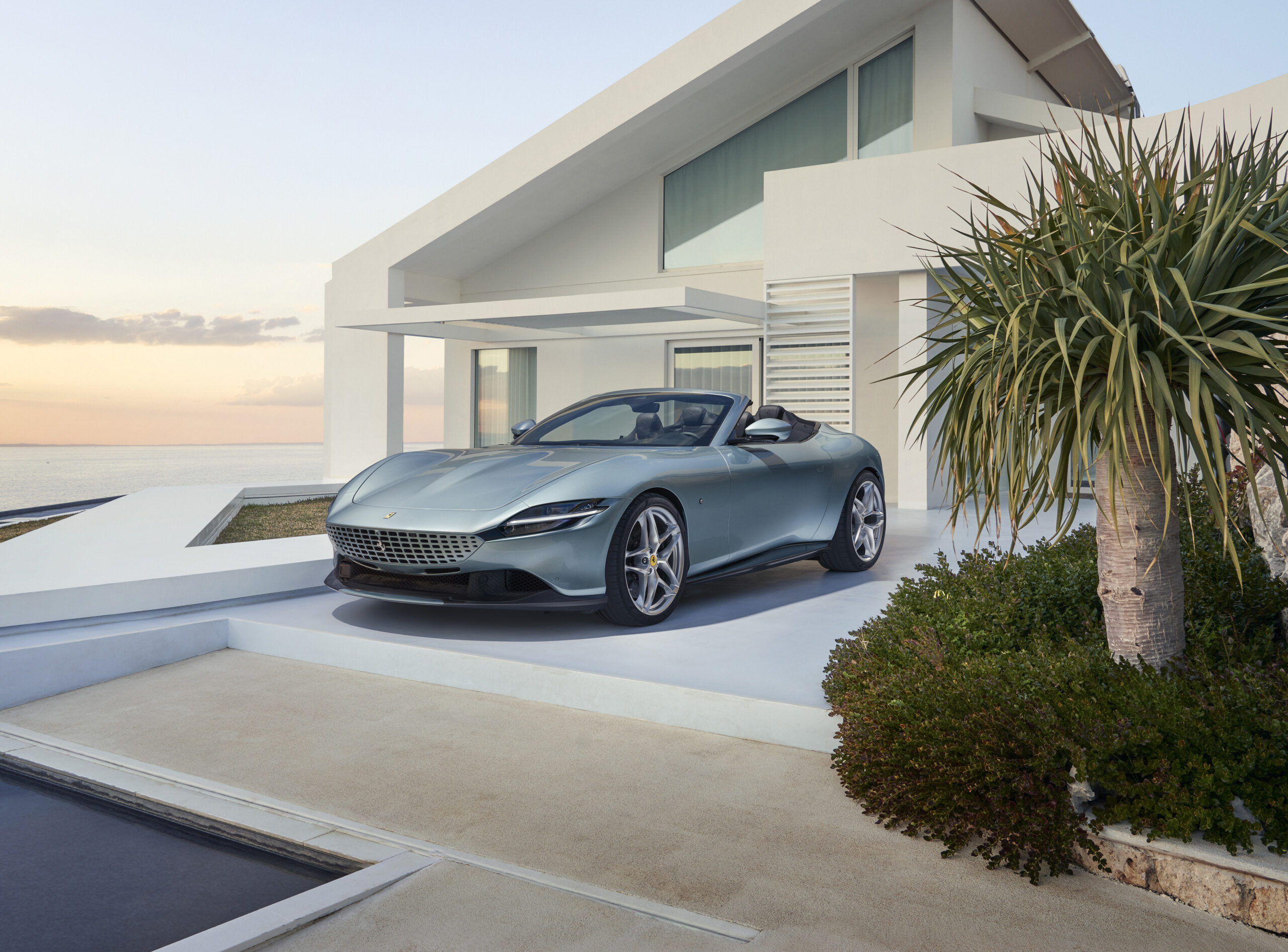Ferrari Roma カタログ Ferrari Roma Spider: a nova supermáquina da marca italiana